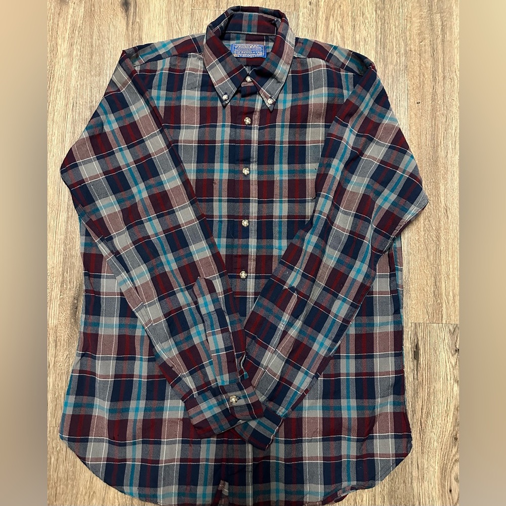 Pendleton Pure Virgin Wool button down size Medium